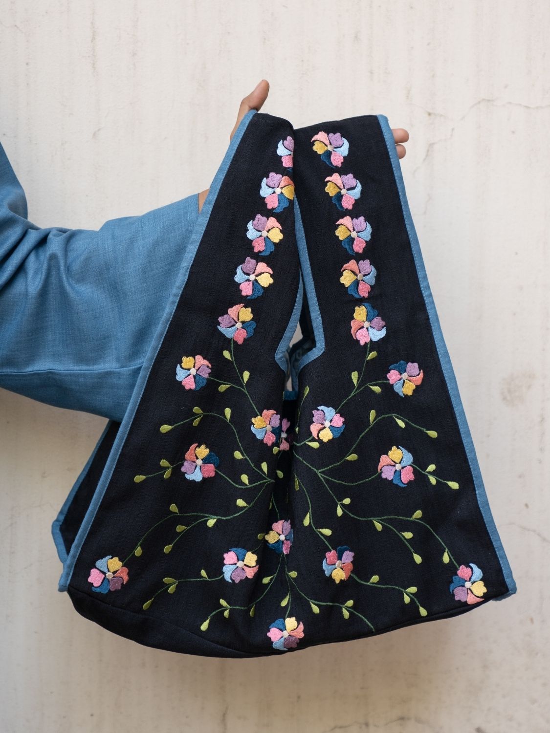 The Botanist’s Tote