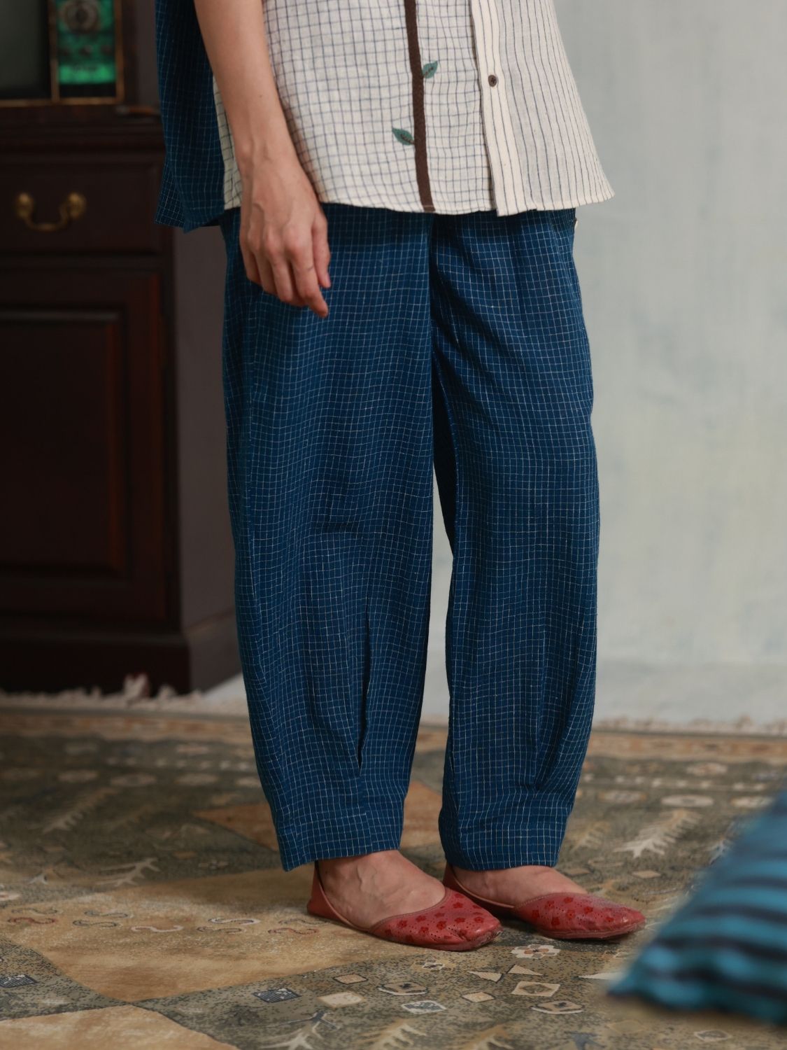 Blue Checks Box Pleats Pants