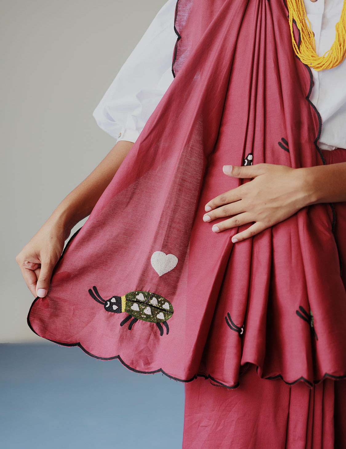 winglore-bugged-out-saree-2.jpg