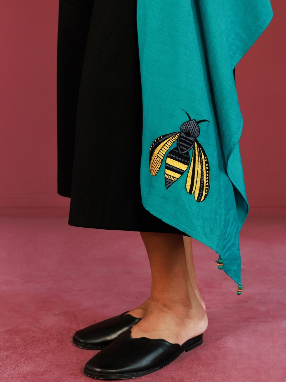Buzzed on Teal