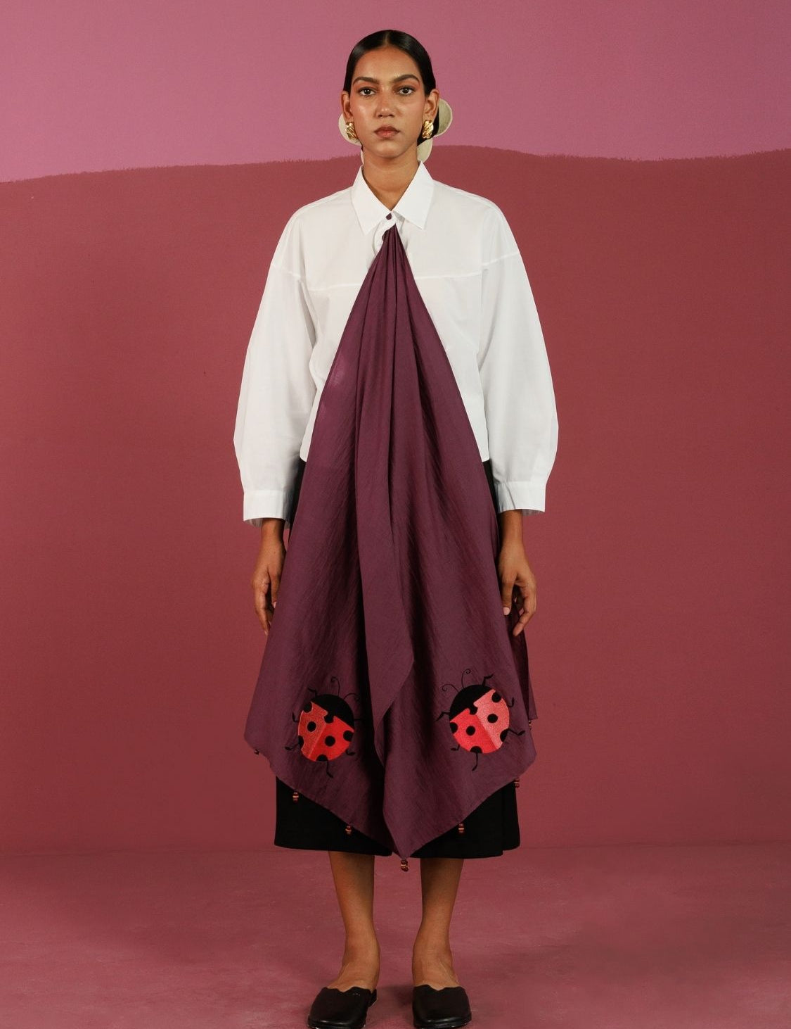 winglore-drapes-stoles-purple-lady-with-a-past-04.jpg
