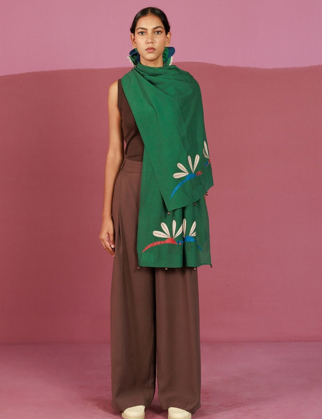 winglore-drapes-stoles-wingin-it-in-green-03.jpg
