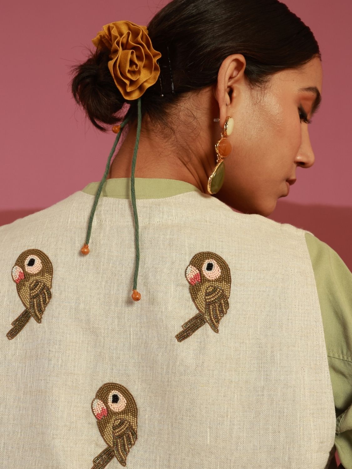 The Parakeet Gilet (Beige)
