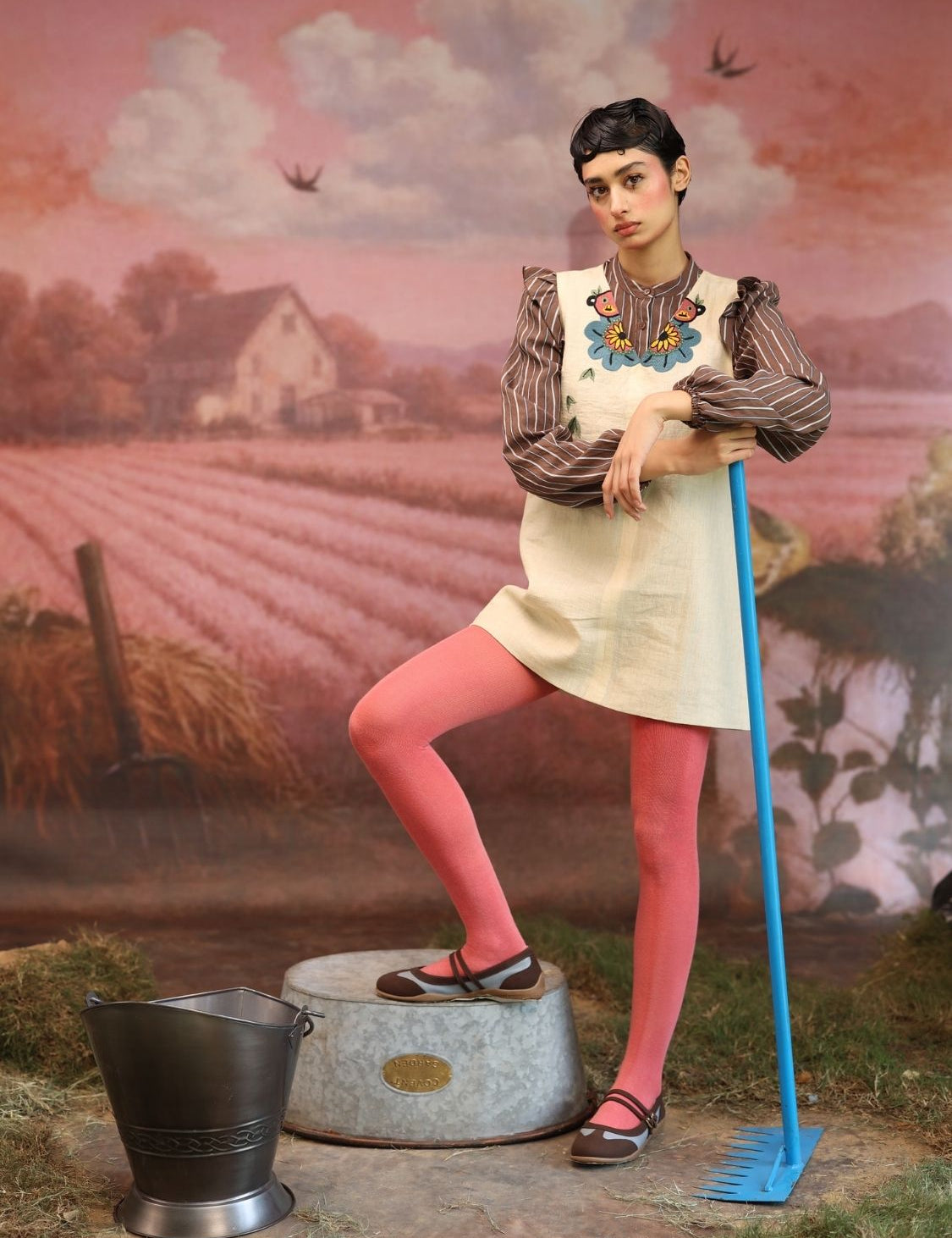 winglore-studio-dresses-garden-mischief-01.jpg