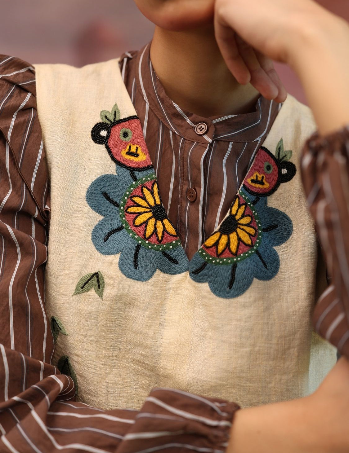winglore-studio-dresses-garden-mischief-02.jpg