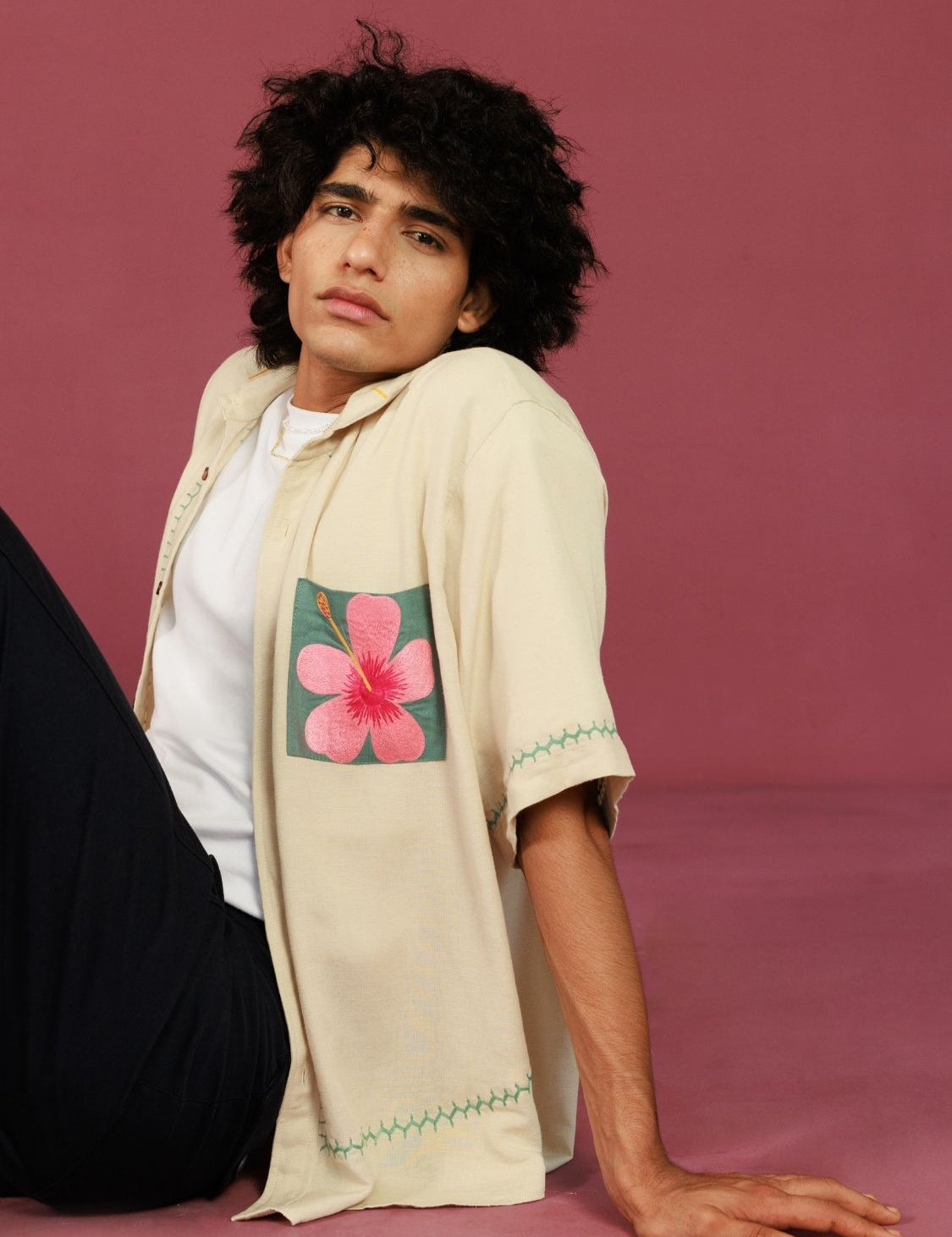 winglore-unisex-shirts-tropic-like-its_-hot-02.jpg